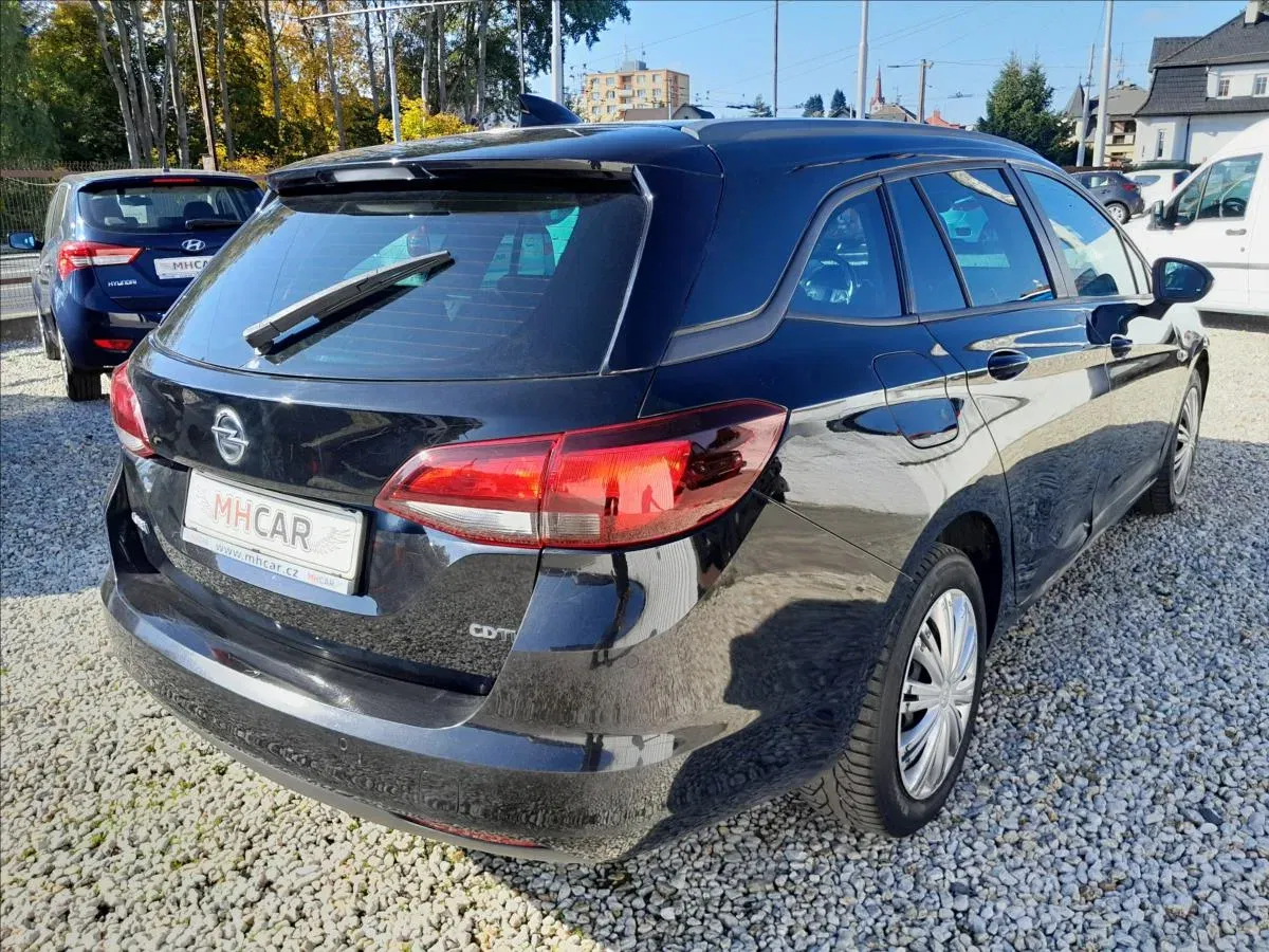 Opel Astra - Náhled 7