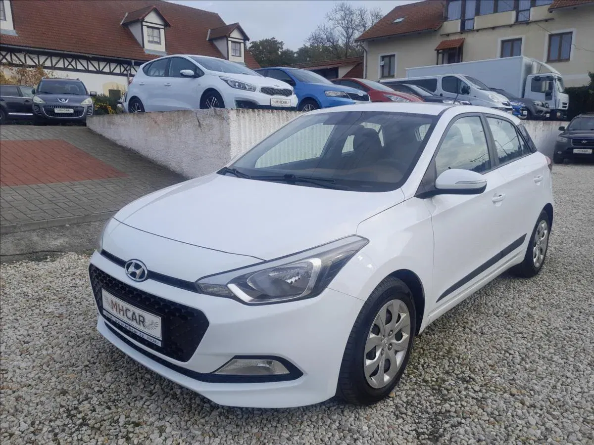 Hyundai i20 - Náhled 3