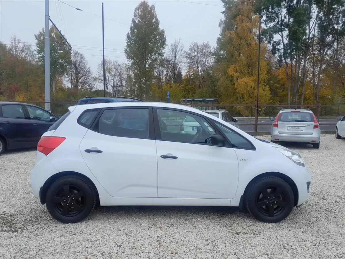 Kia Venga - Náhled 8