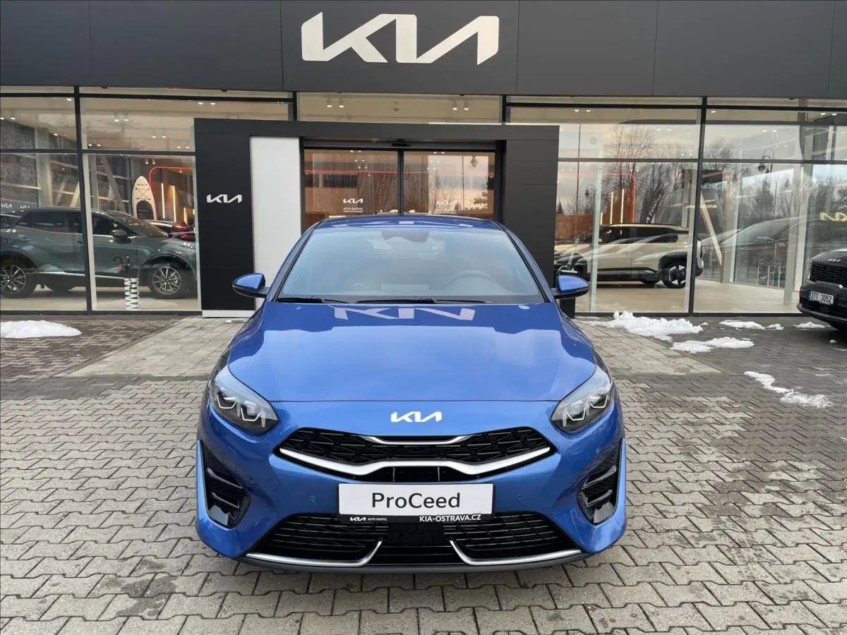 Kia ProCeed - Náhled 8