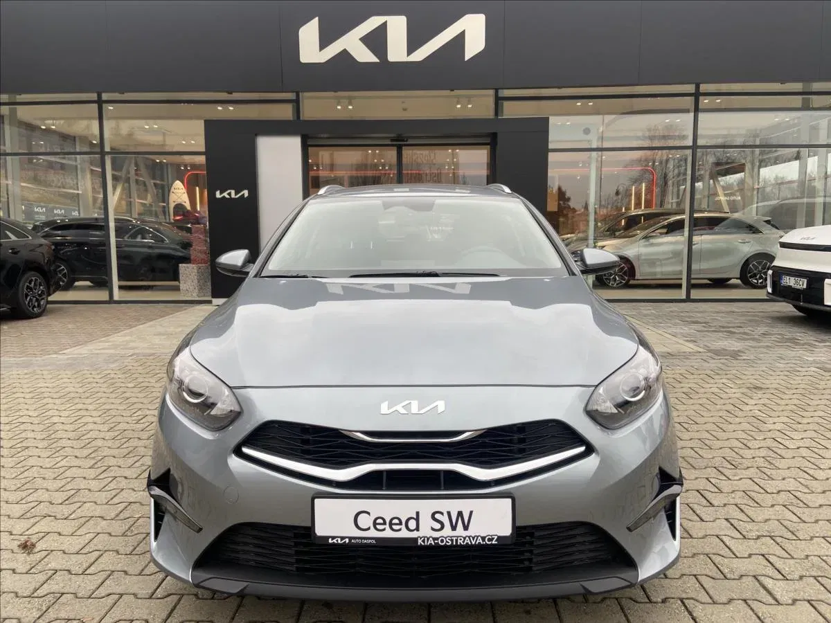 Kia Ceed SW - Náhled 8