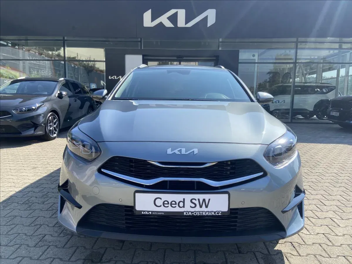 Kia Ceed - Náhled 8