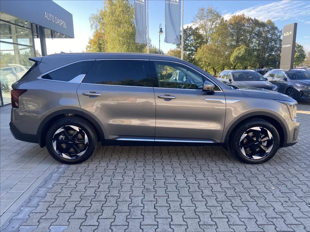 Kia Sorento - Náhled 2