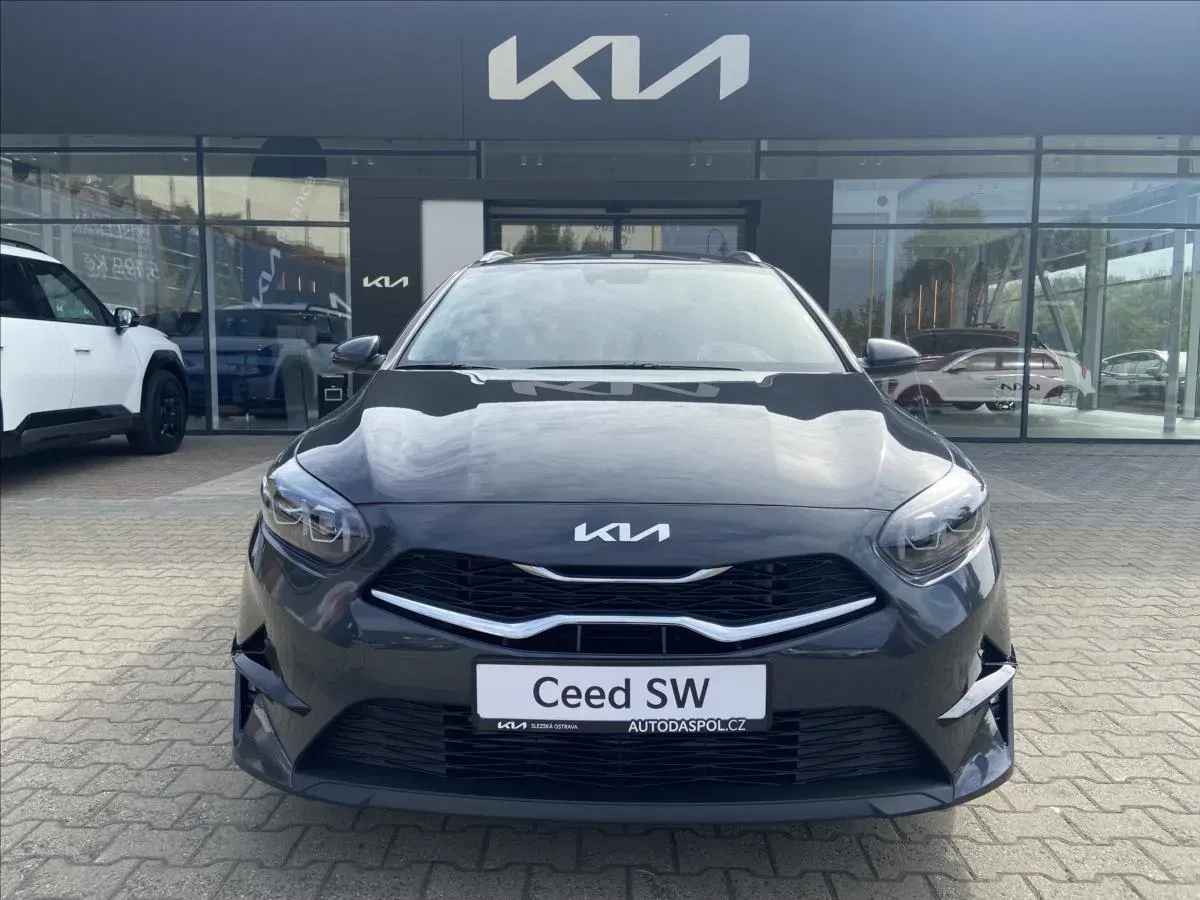 Kia Ceed - Náhled 8