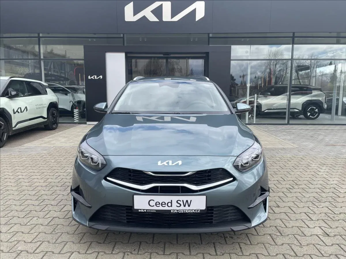 Kia Ceed - Náhled 8