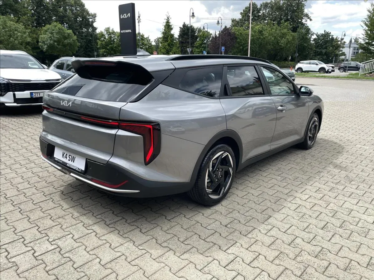 Kia K4 Sportswagon - Náhled 3