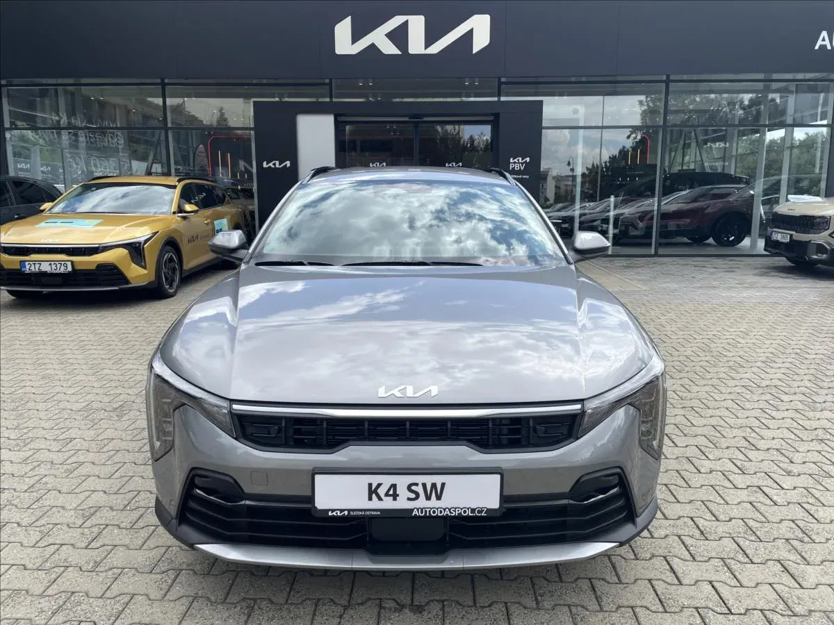 Kia K4 Sportswagon - Náhled 8