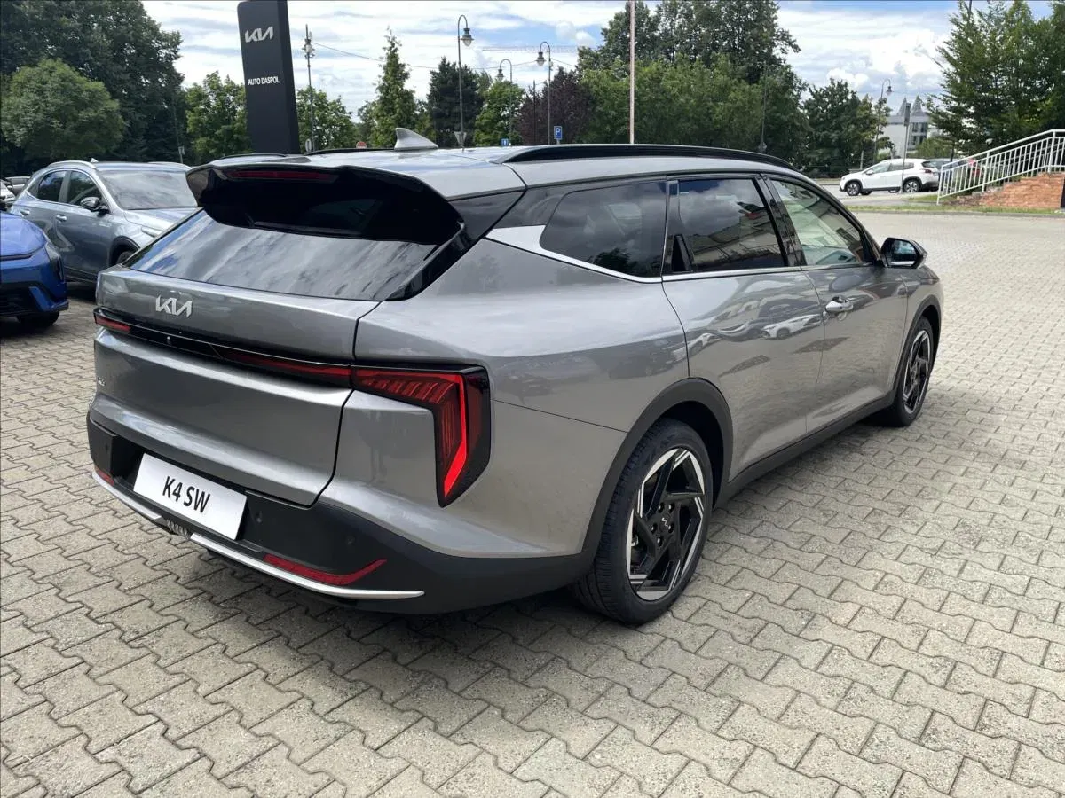 Kia K4 Sportswagon - Náhled 3