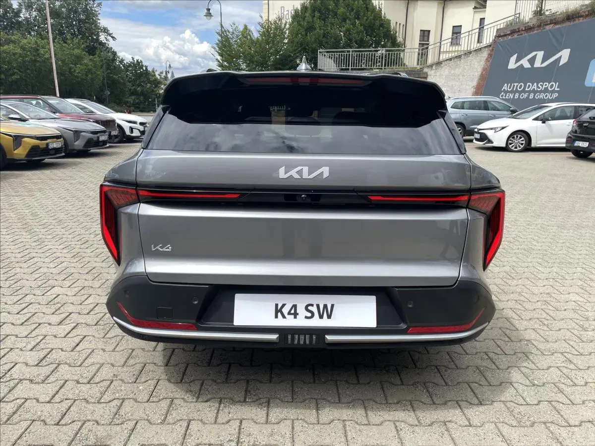 Kia K4 Sportswagon - Náhled 4