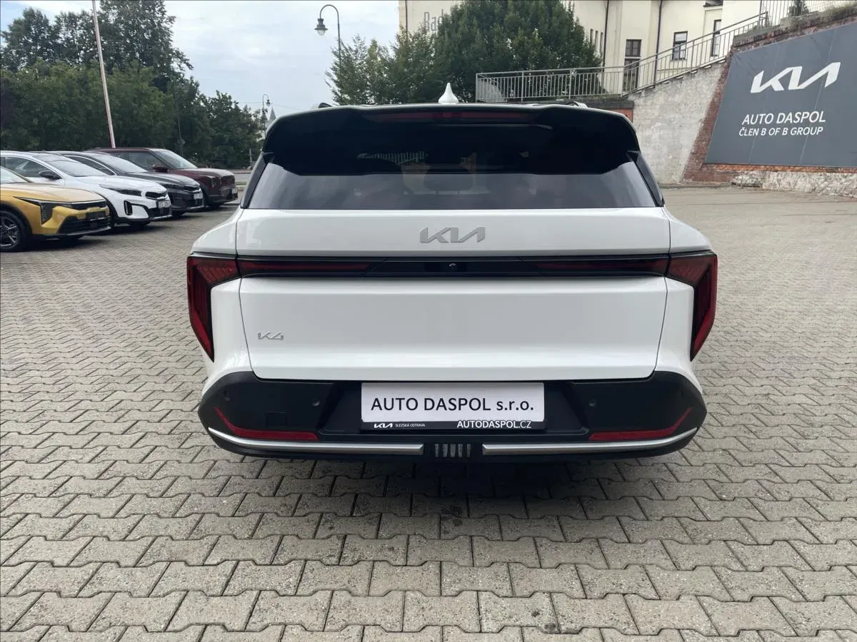 Kia K4 Sportswagon - Náhled 4