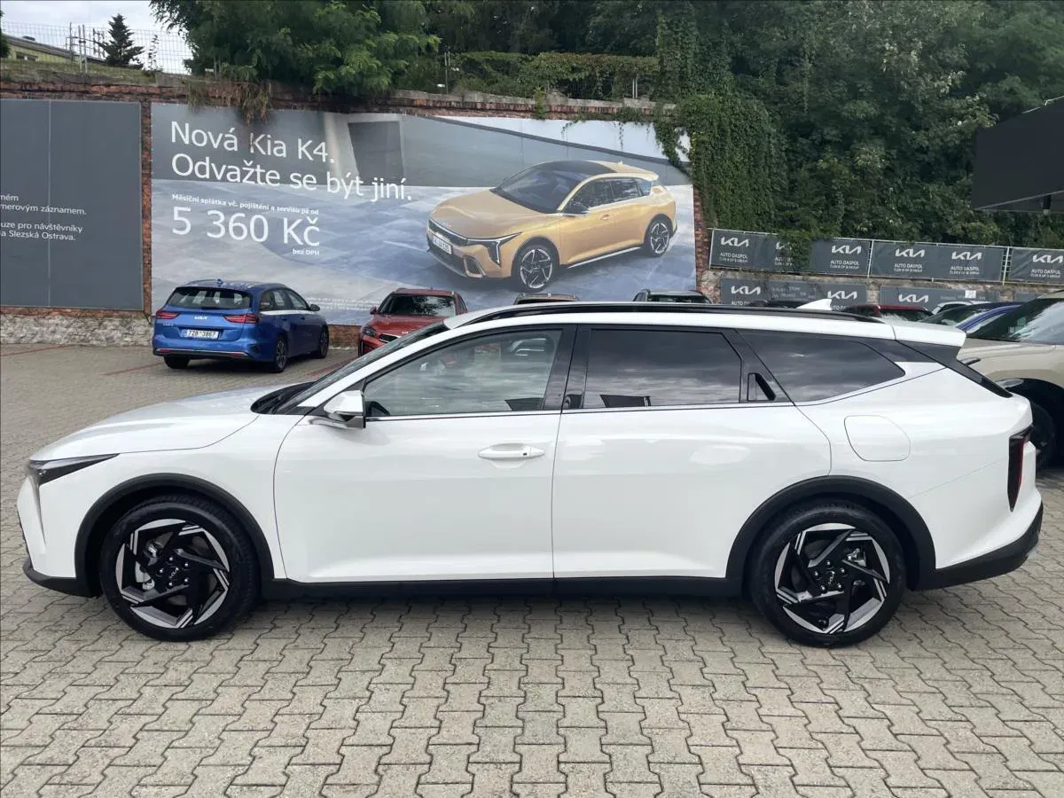 Kia K4 Sportswagon - Náhled 6