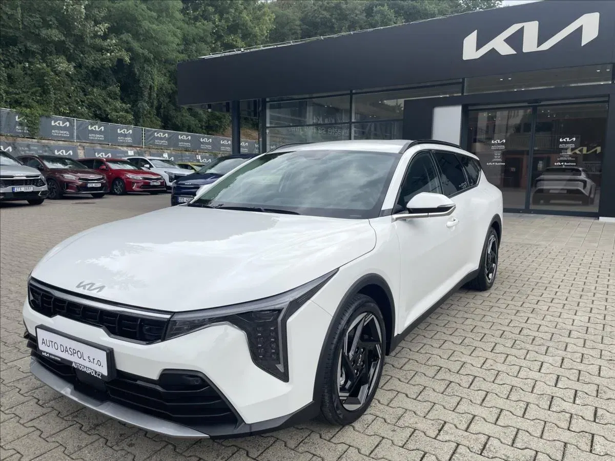 Kia K4 Sportswagon - Náhled 7