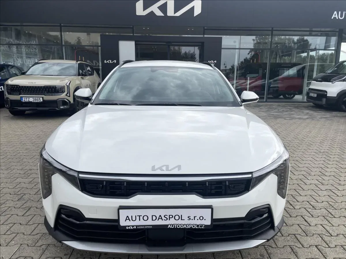 Kia K4 Sportswagon - Náhled 8