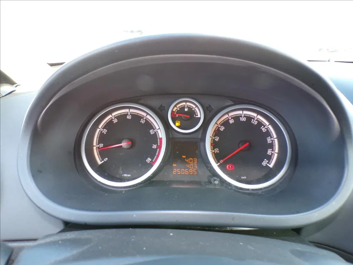 Opel Corsa - Náhled 7
