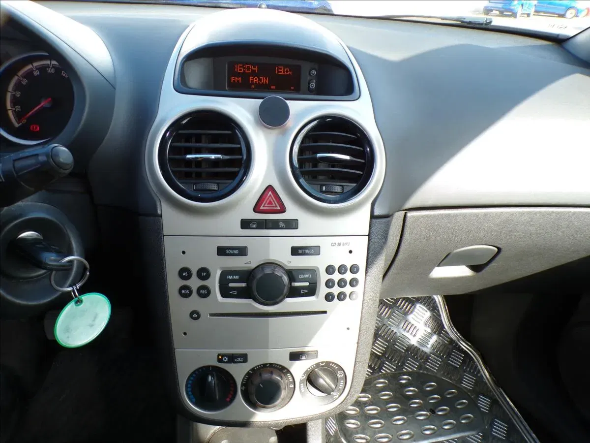 Opel Corsa - Náhled 8