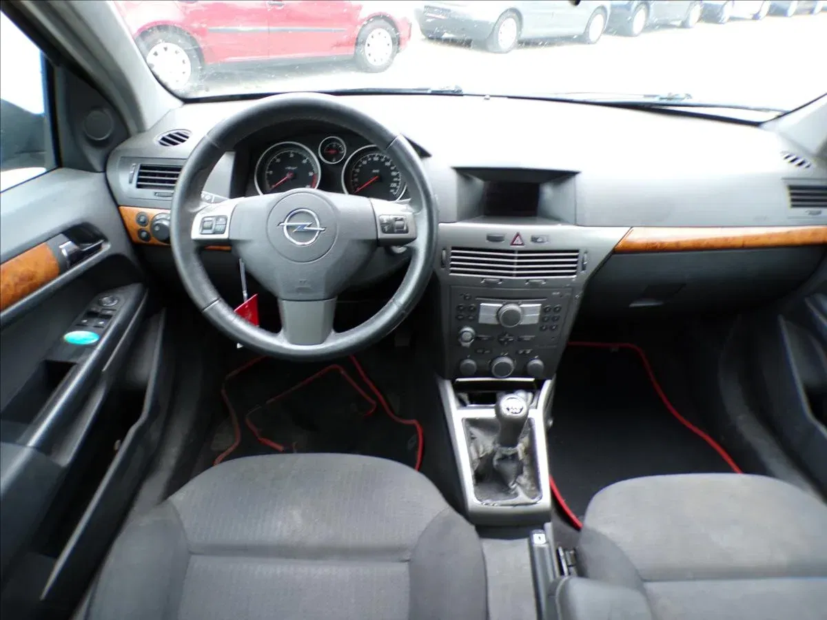 Opel Astra - Náhled 7