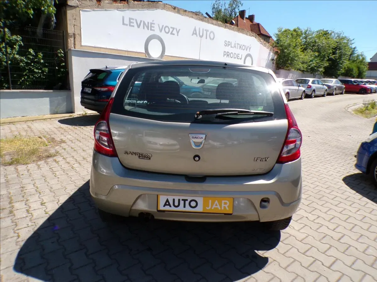 Dacia Sandero - Náhled 6