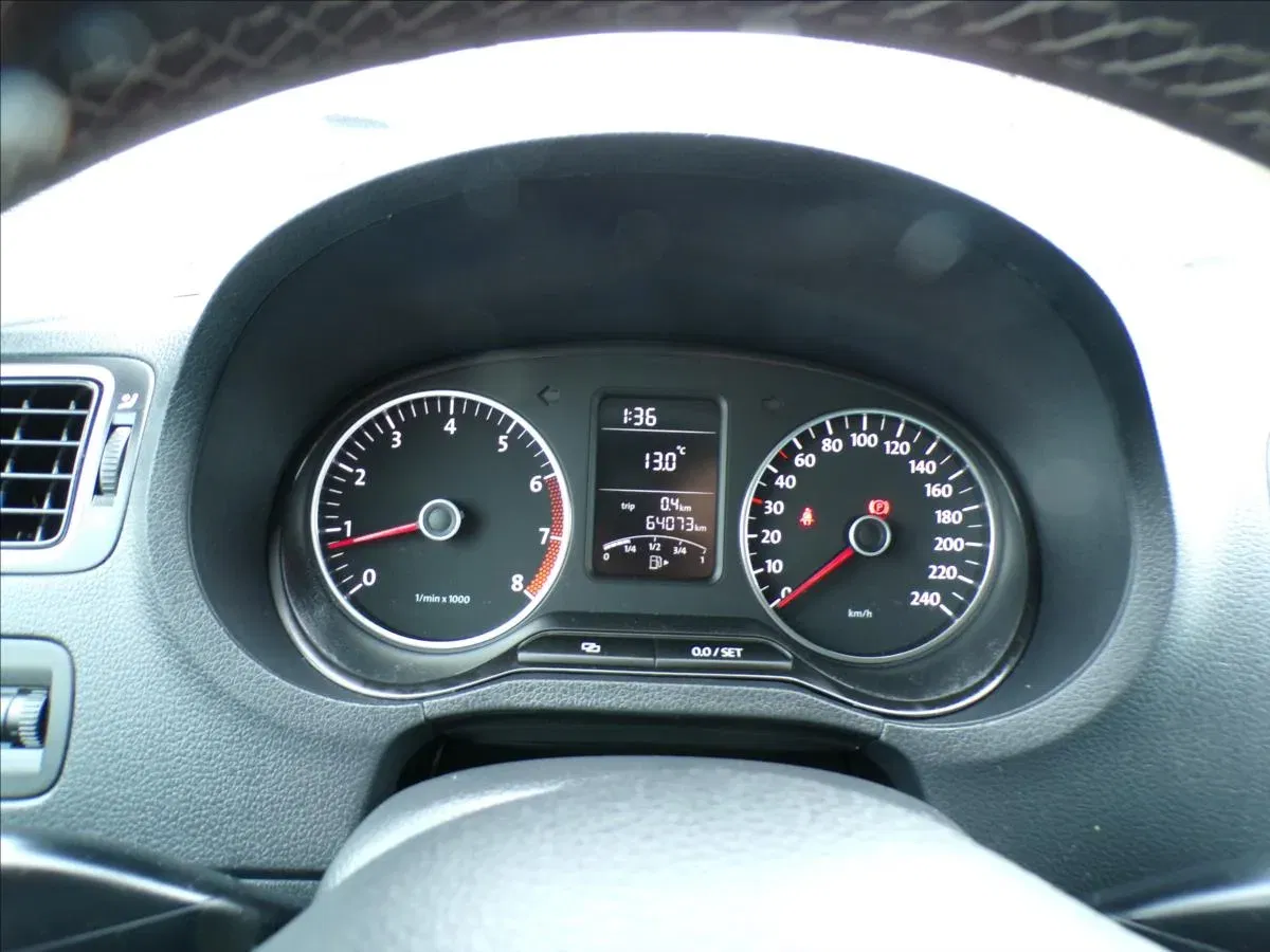 Volkswagen Polo - Náhled 8