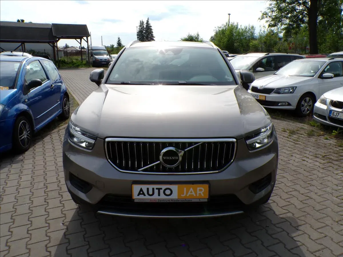 Volvo XC40 - Náhled 2