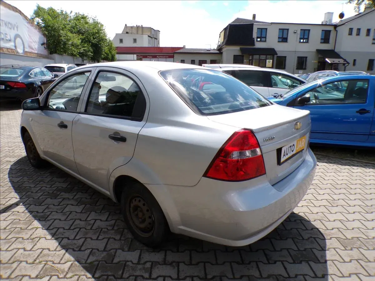 Chevrolet Aveo - Náhled 4