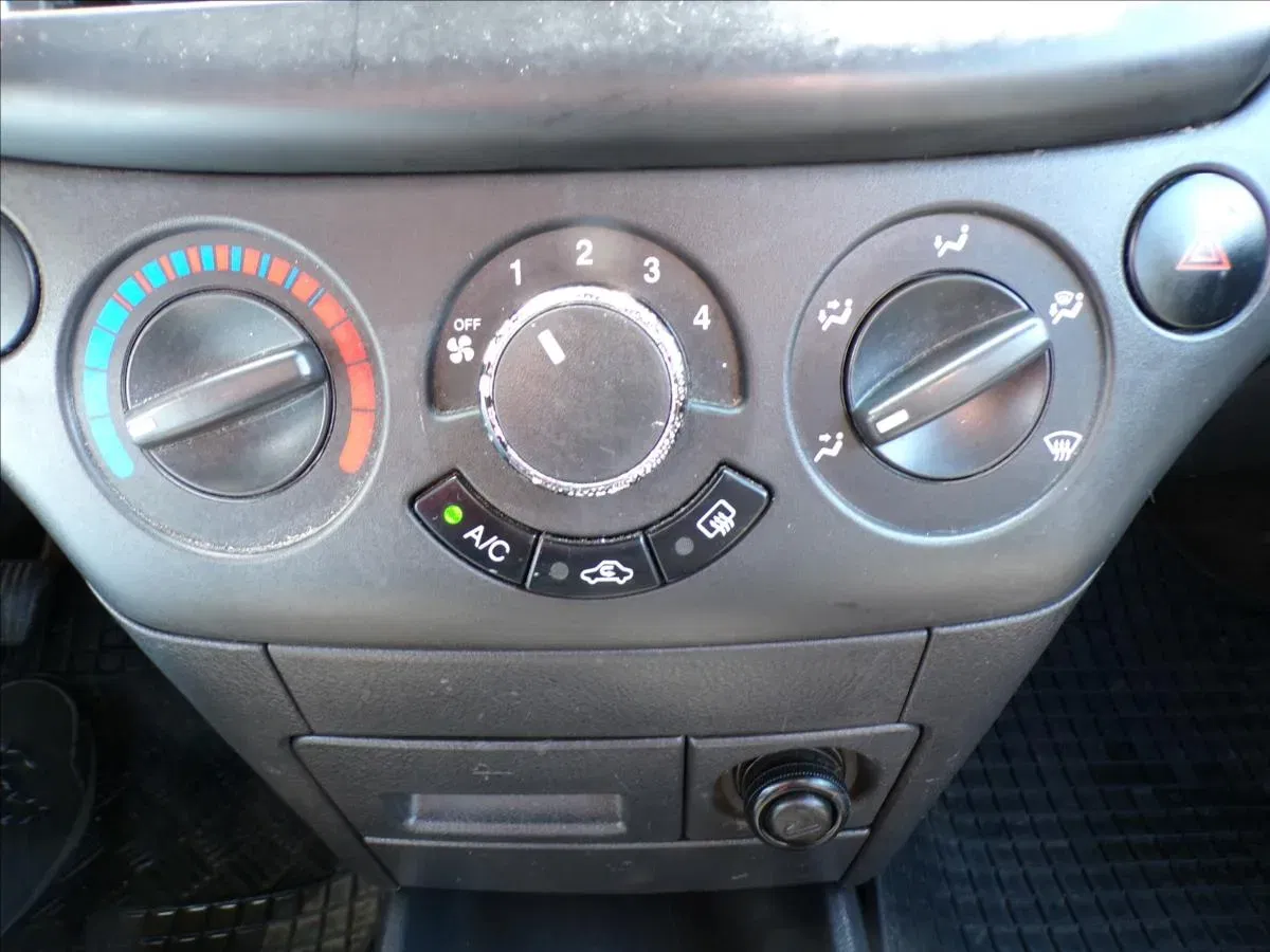 Chevrolet Aveo - Náhled 8