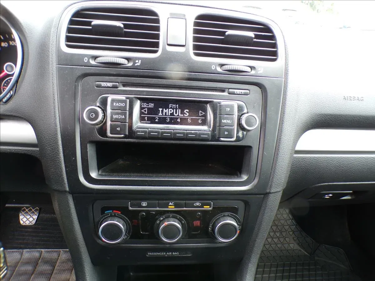 Volkswagen Golf - Náhled 8