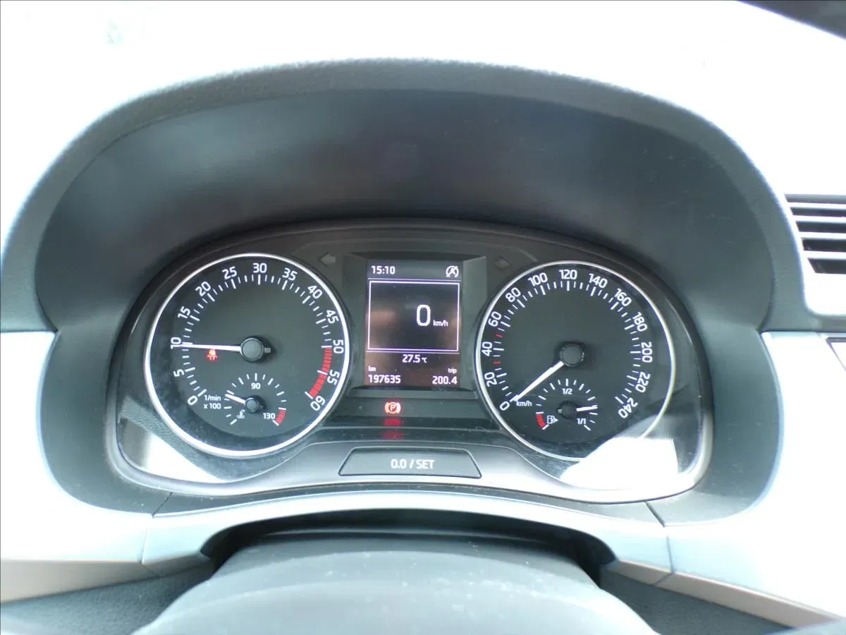 Škoda Fabia - Náhled 8