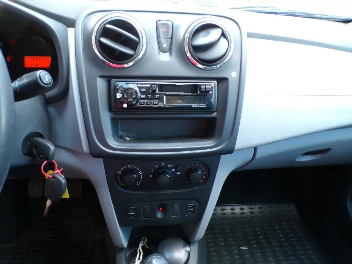 Dacia Logan - Náhled 8