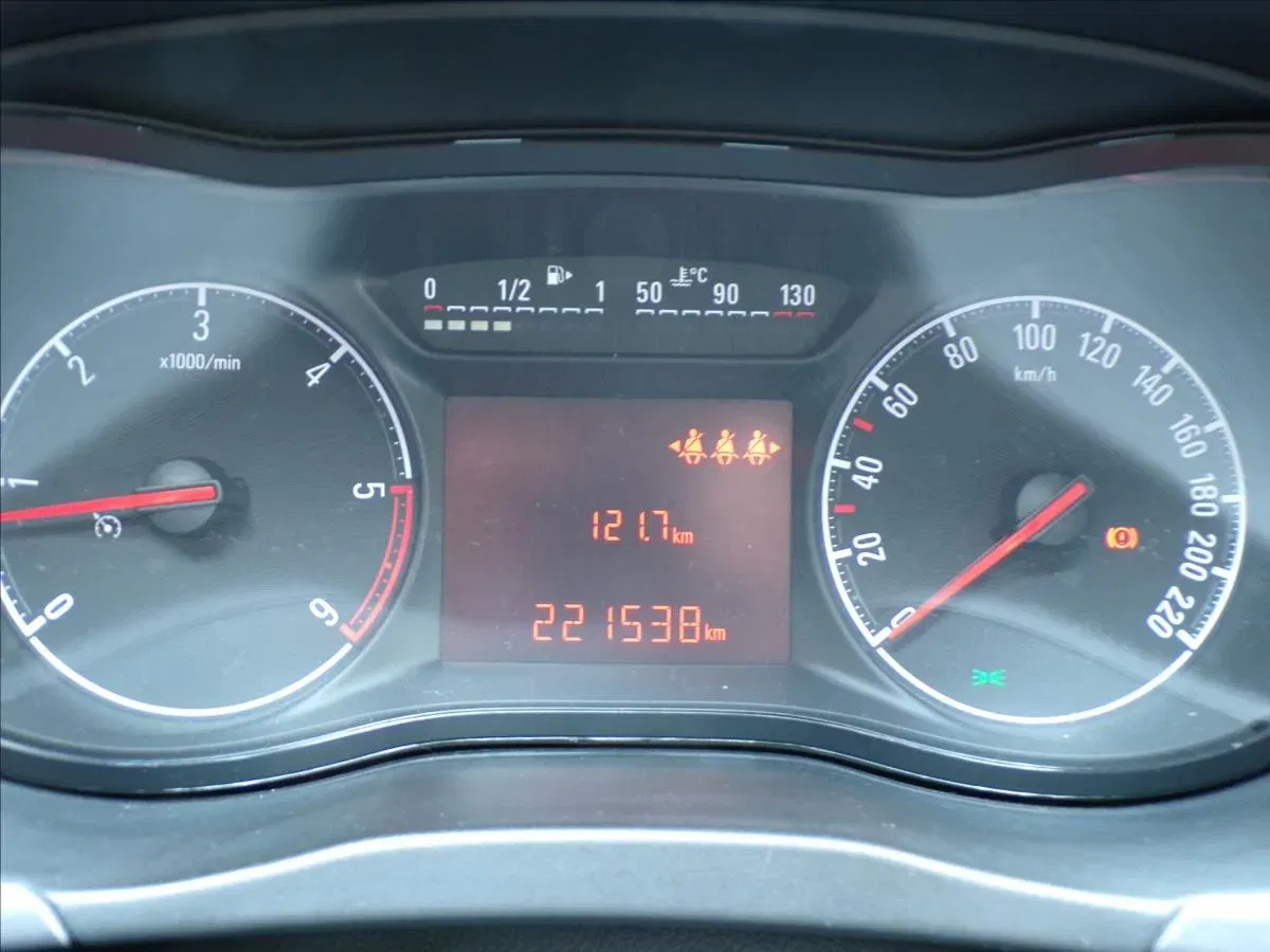 Opel Corsa - Náhled 8