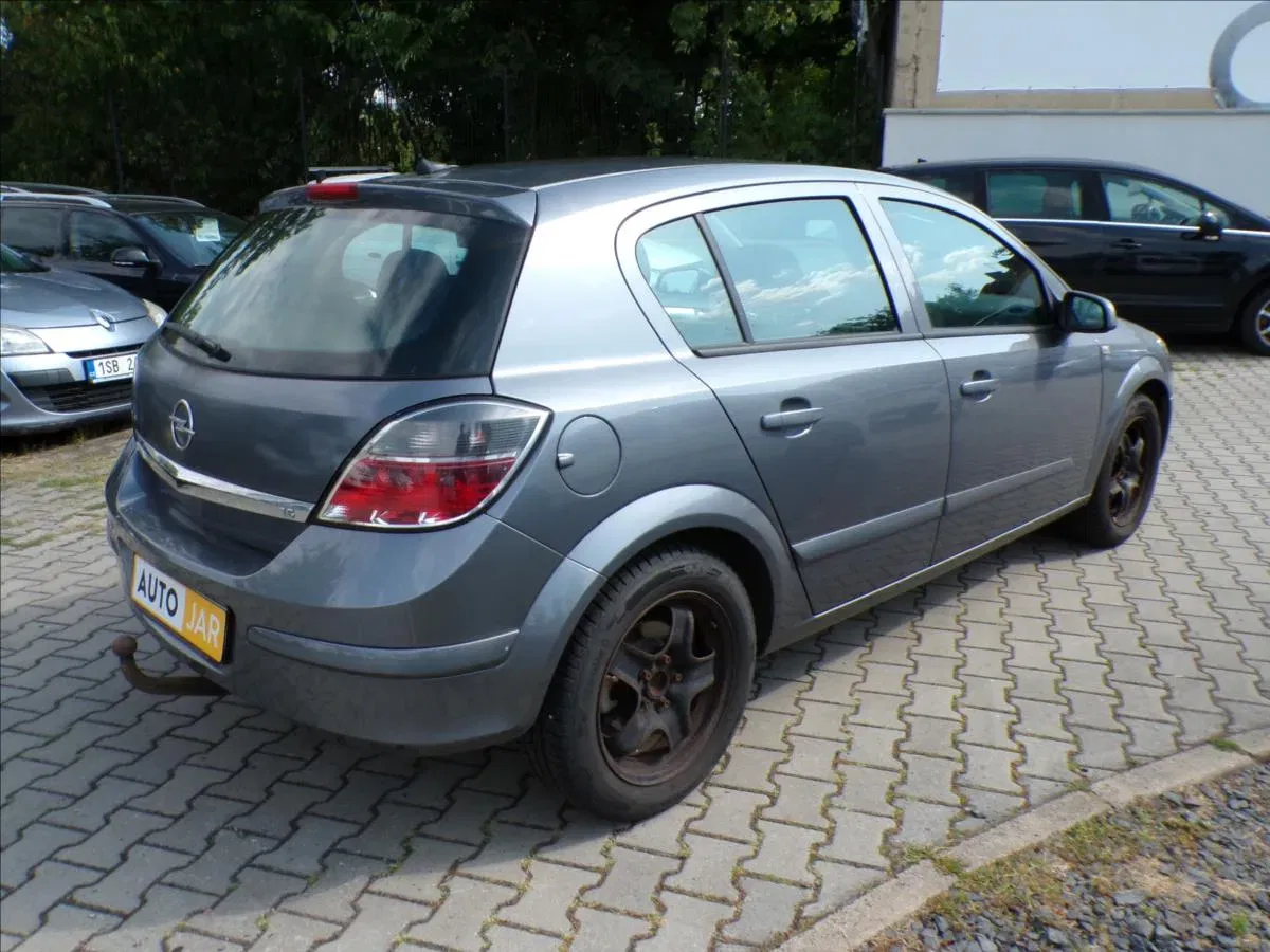 Opel Astra - Náhled 4