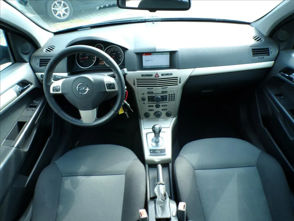 Opel Astra - Náhled 7
