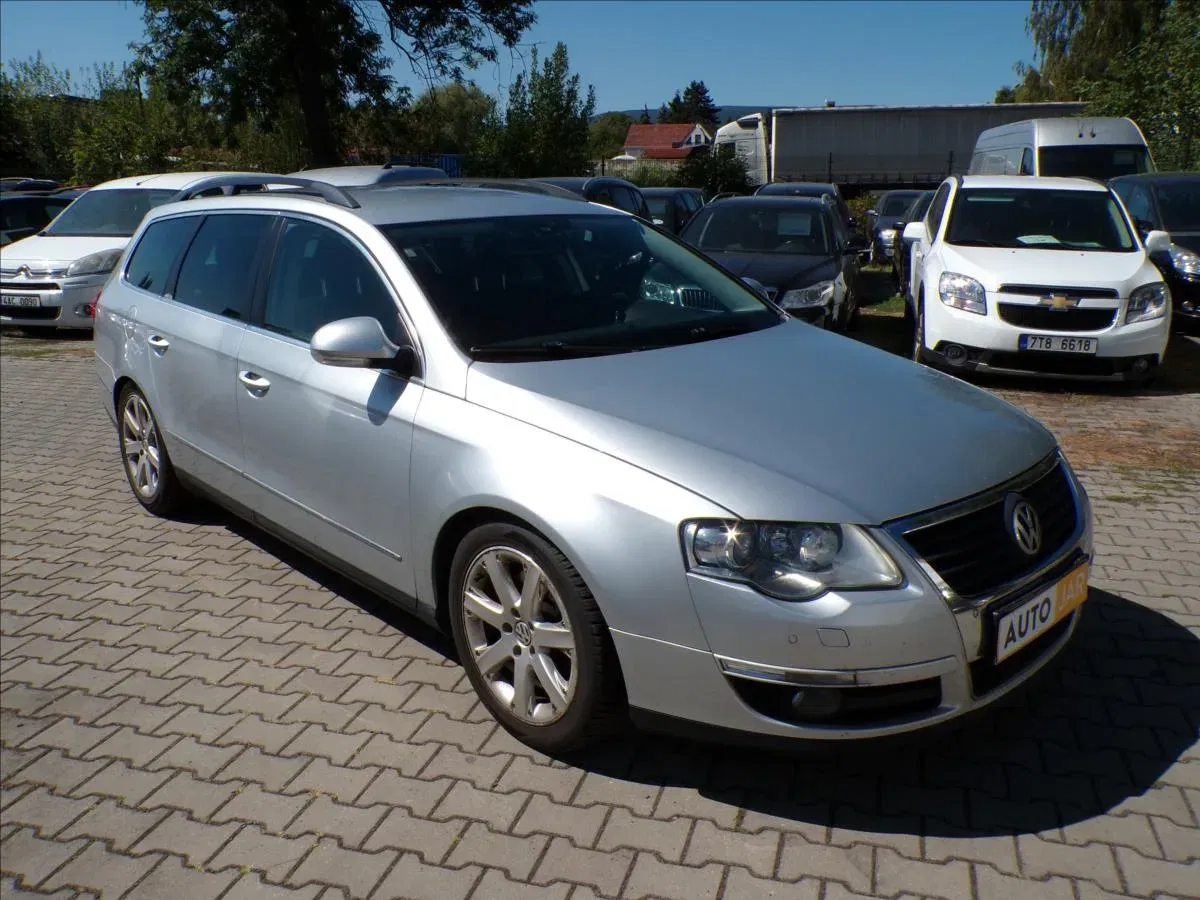Volkswagen Passat - Obrázek 1