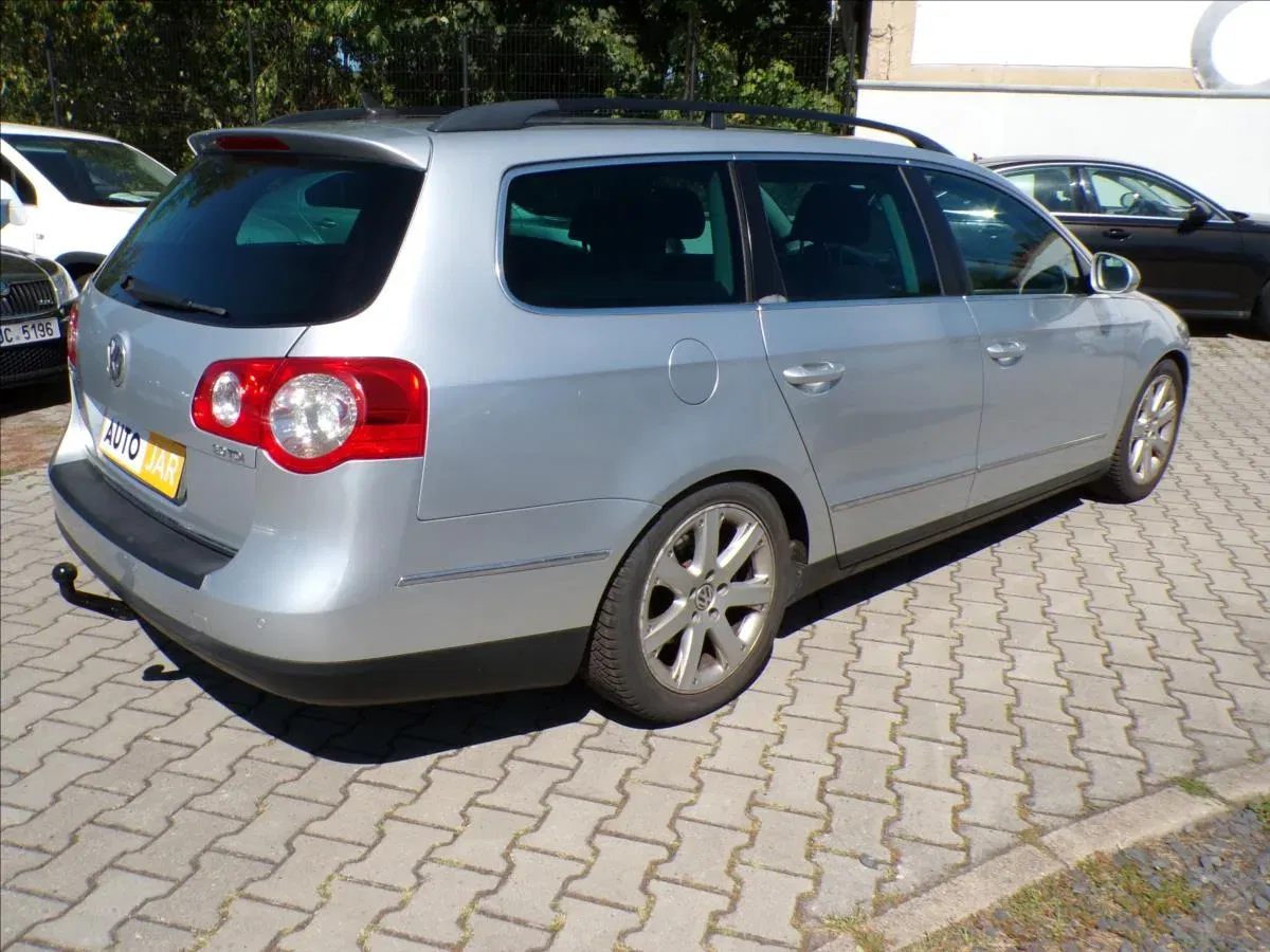 Volkswagen Passat - Náhled 4