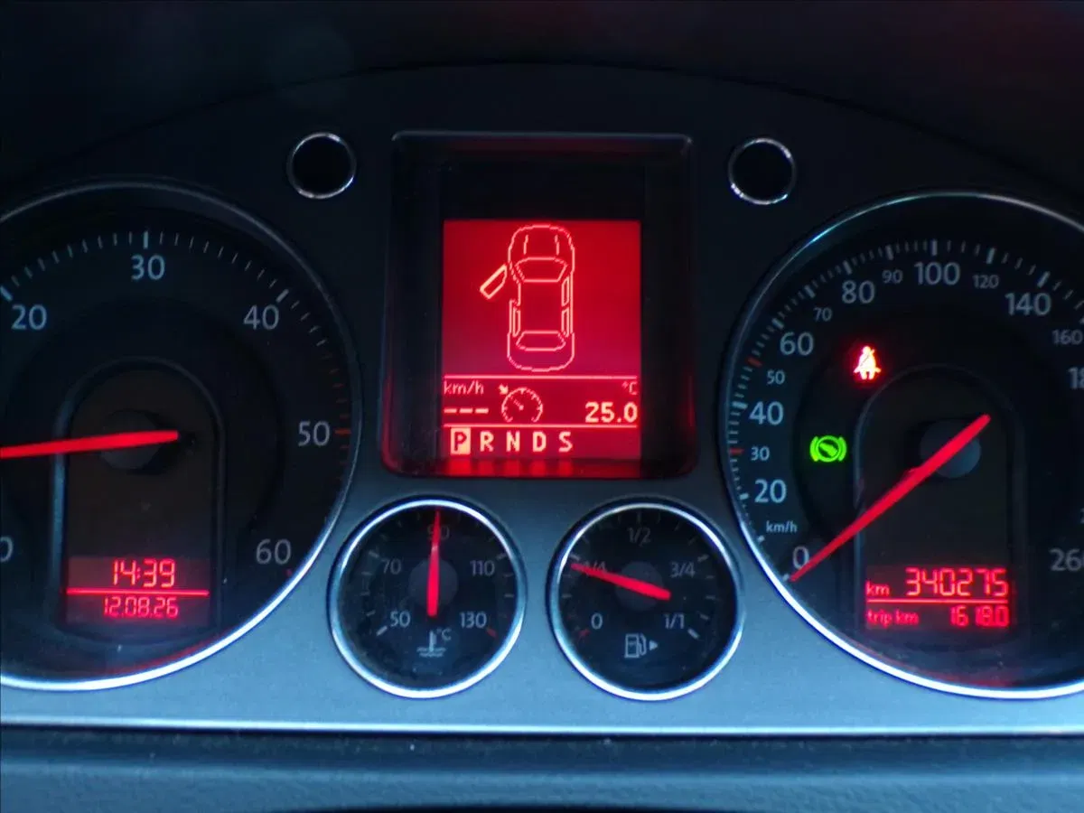 Volkswagen Passat - Náhled 8
