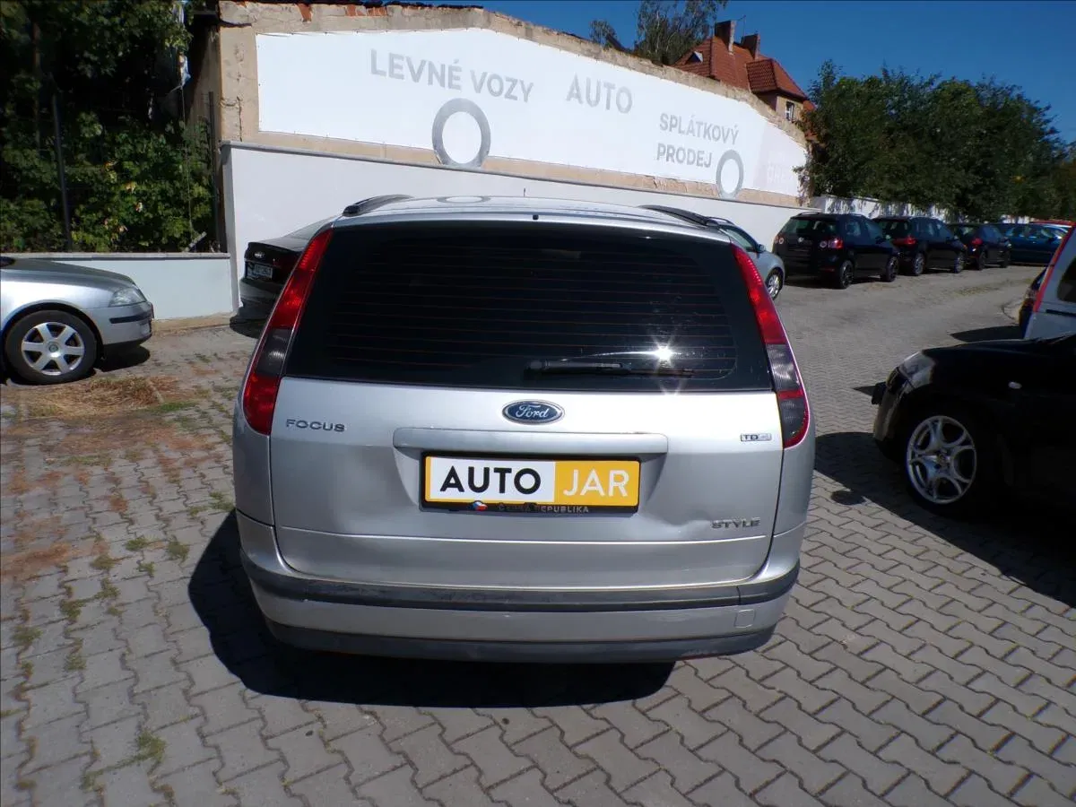 Ford Focus - Náhled 6