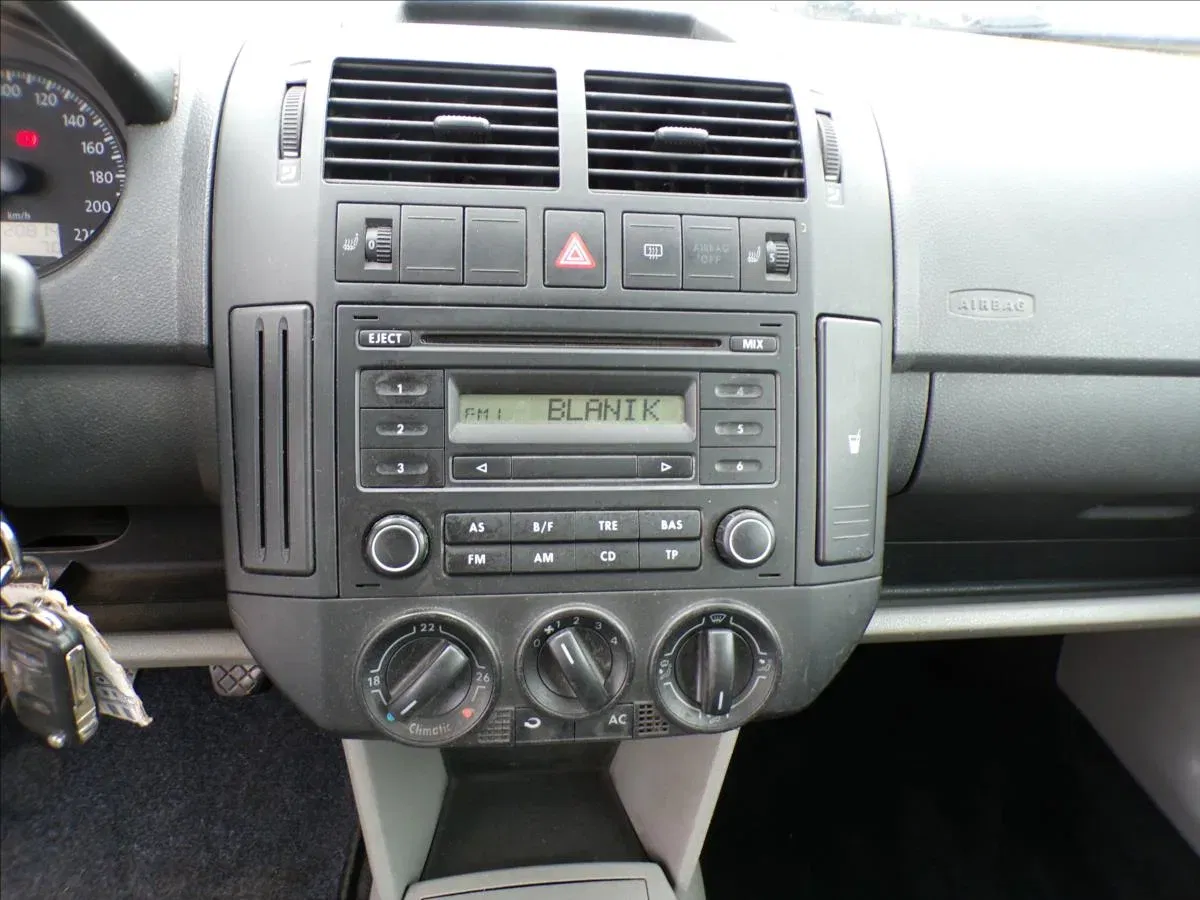 Volkswagen Polo - Náhled 8