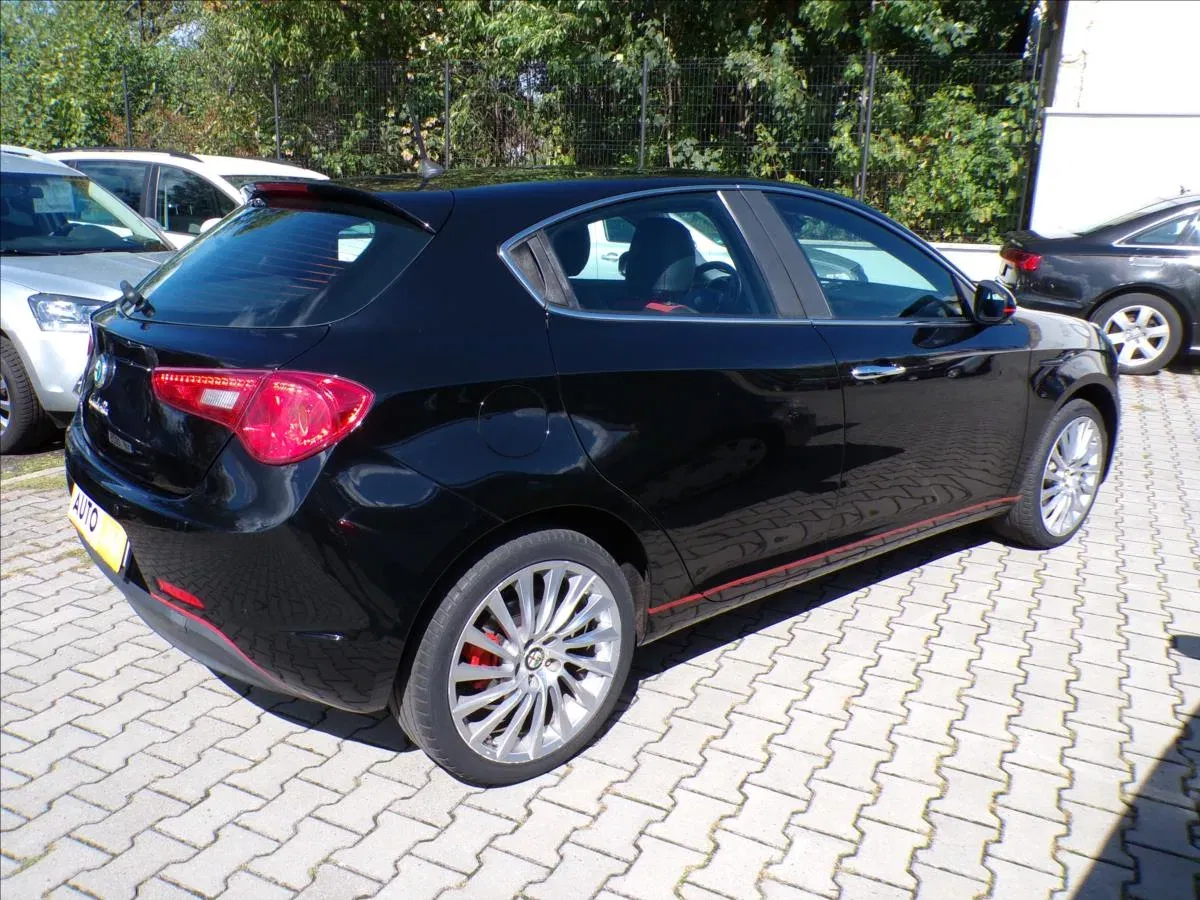 Alfa Romeo Giulietta - Náhled 4