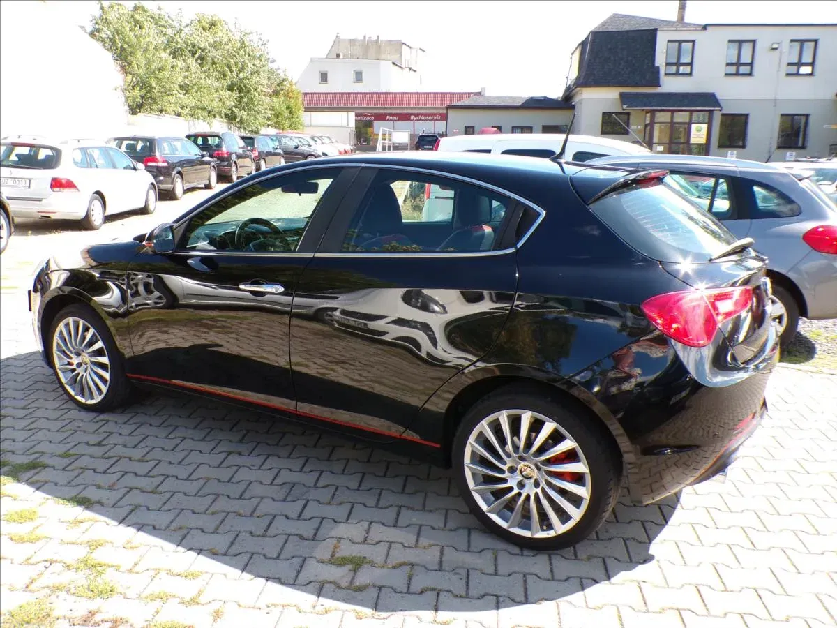 Alfa Romeo Giulietta - Náhled 6