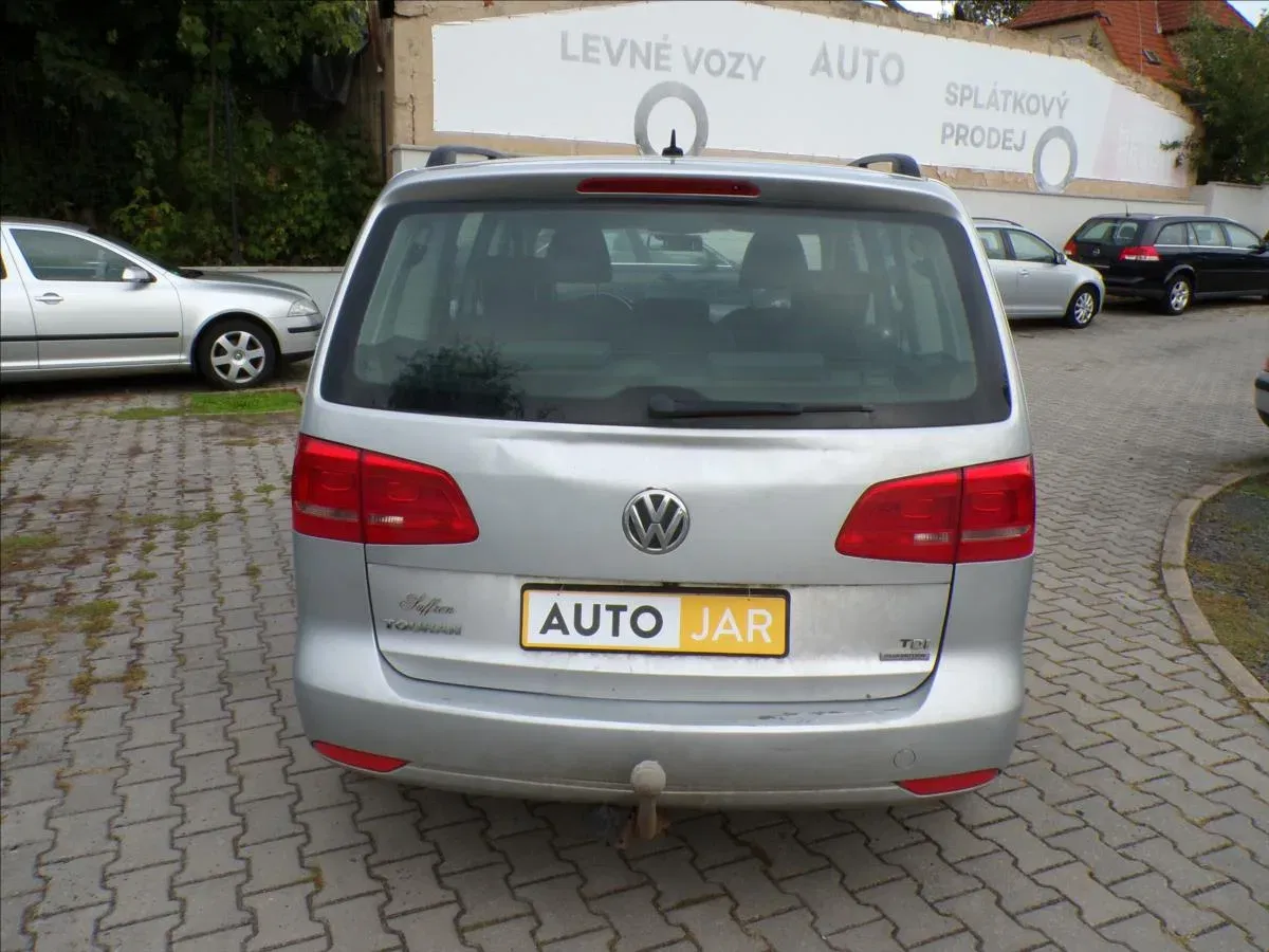 Volkswagen Touran - Náhled 5