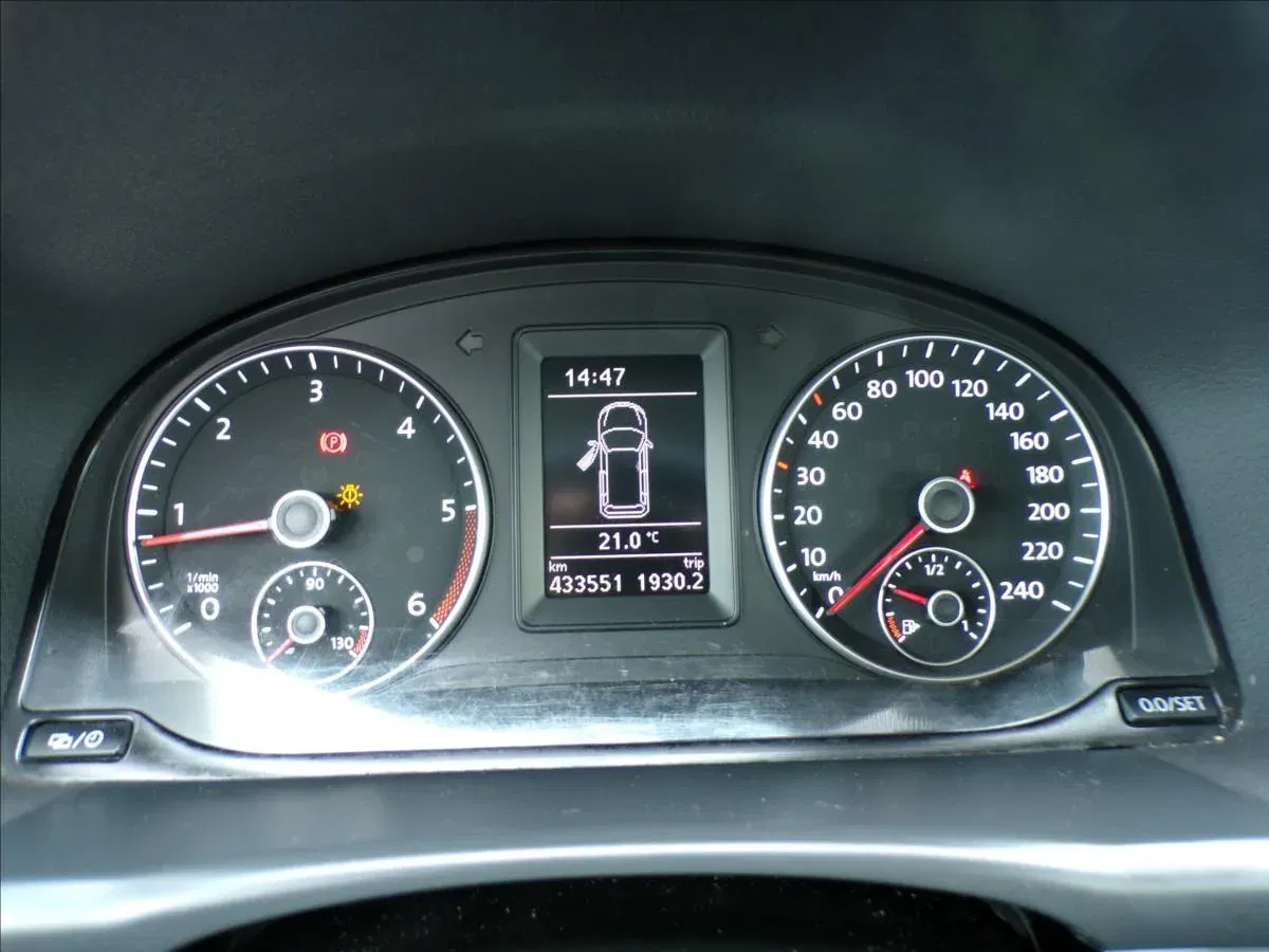 Volkswagen Touran - Náhled 8