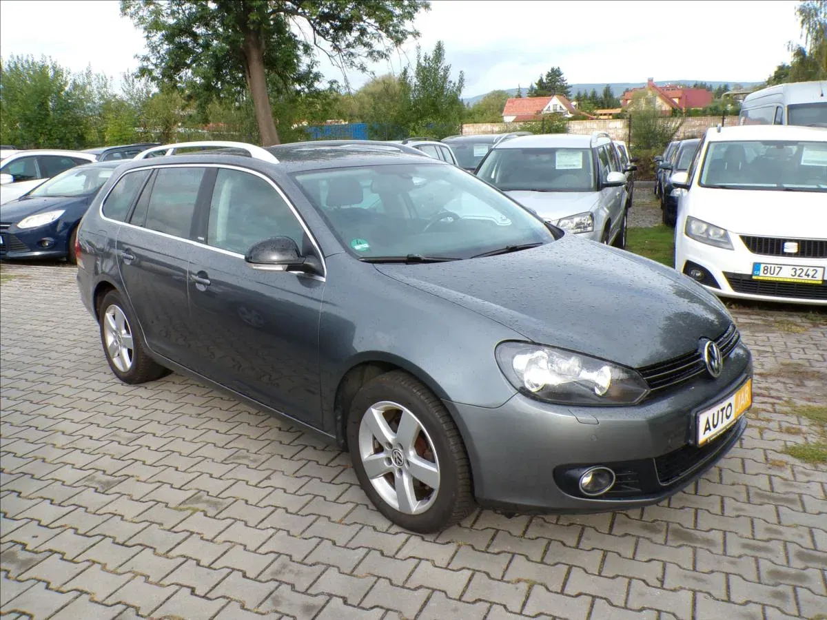 Volkswagen Golf Variant - Obrázek 1