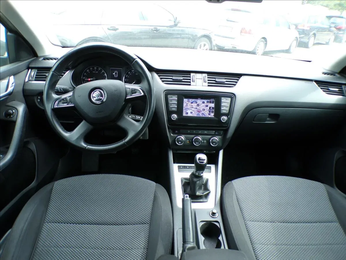 Škoda Octavia - Náhled 7