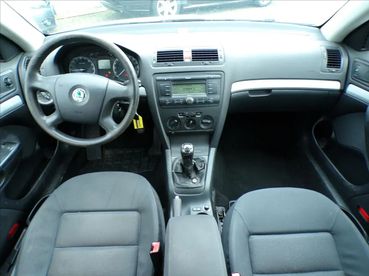 Škoda Octavia - Náhled 7