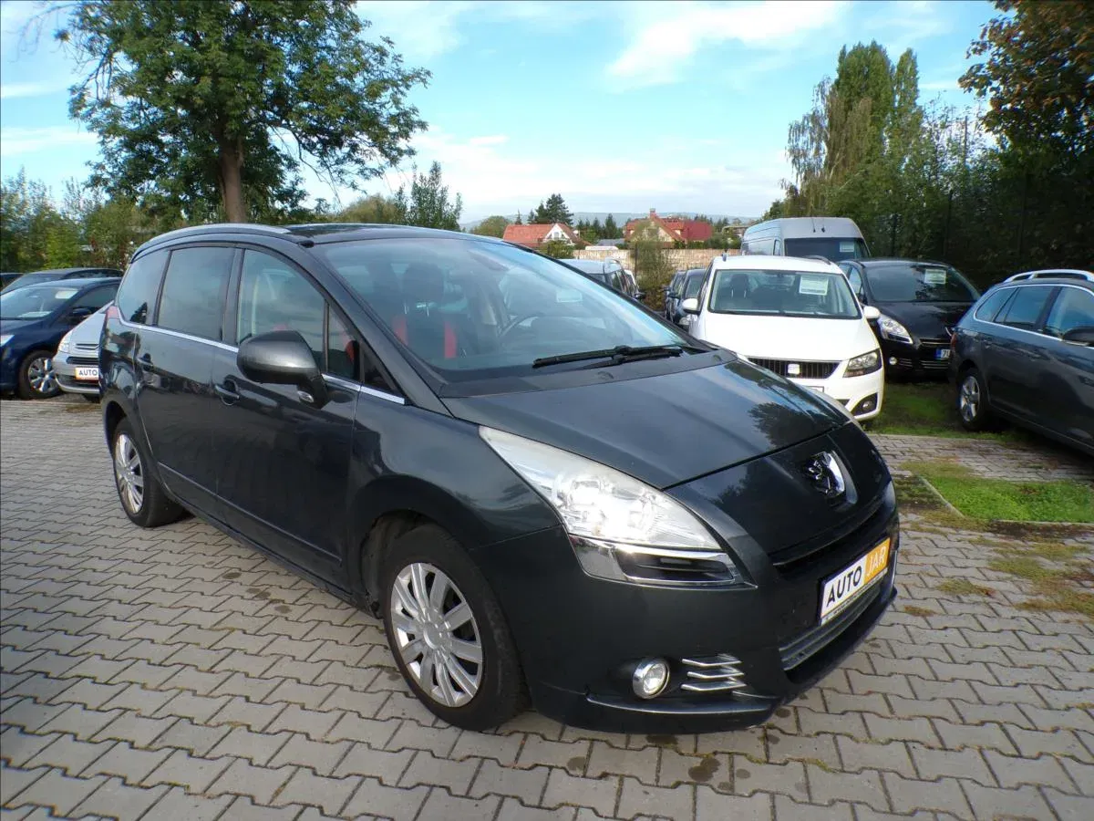 Peugeot 5008 - Obrázek 1