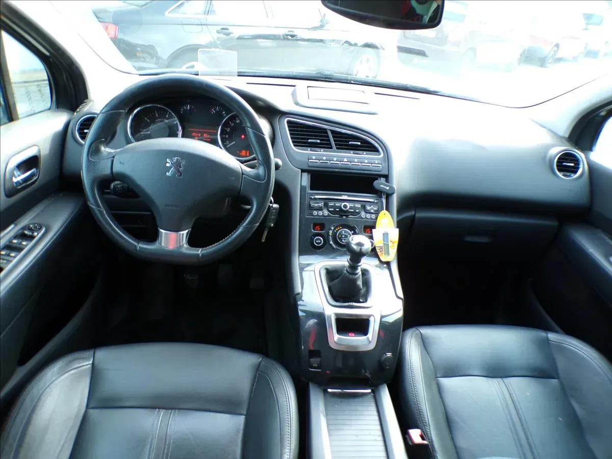 Peugeot 5008 - Náhled 7