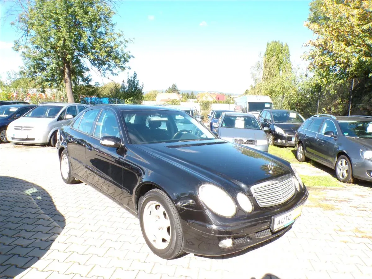 Mercedes-Benz Třídy E – fotografie 1