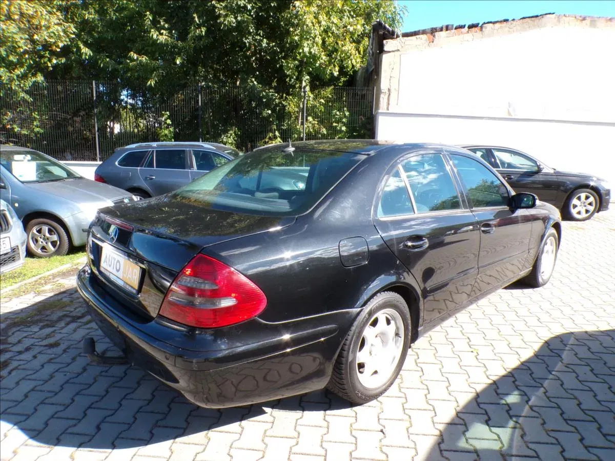 Mercedes-Benz Třídy E - Náhled 5