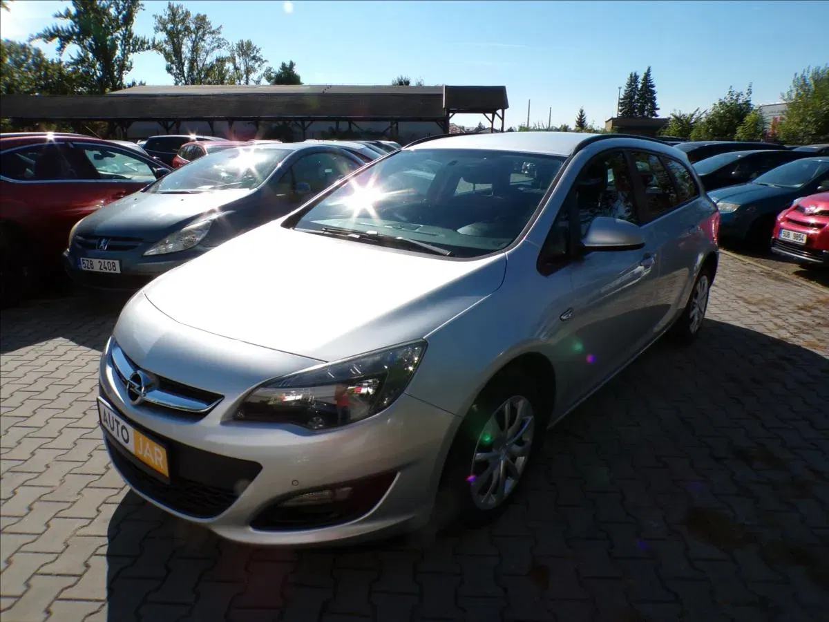 Opel Astra - Náhled 2