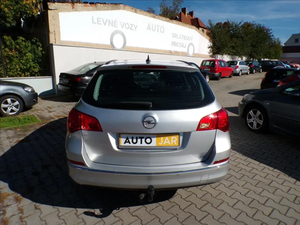 Opel Astra - Náhled 6