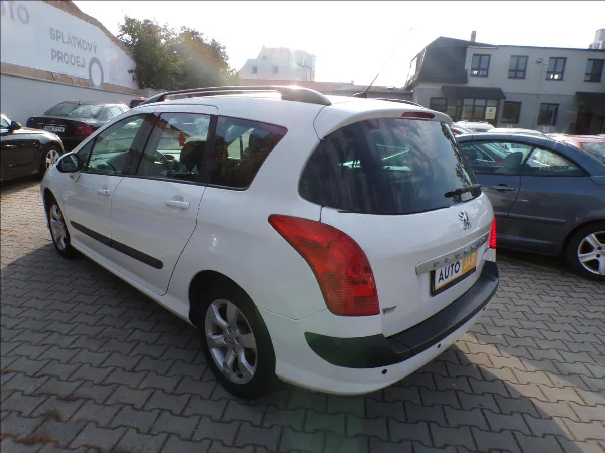Peugeot 308 - Náhled 4